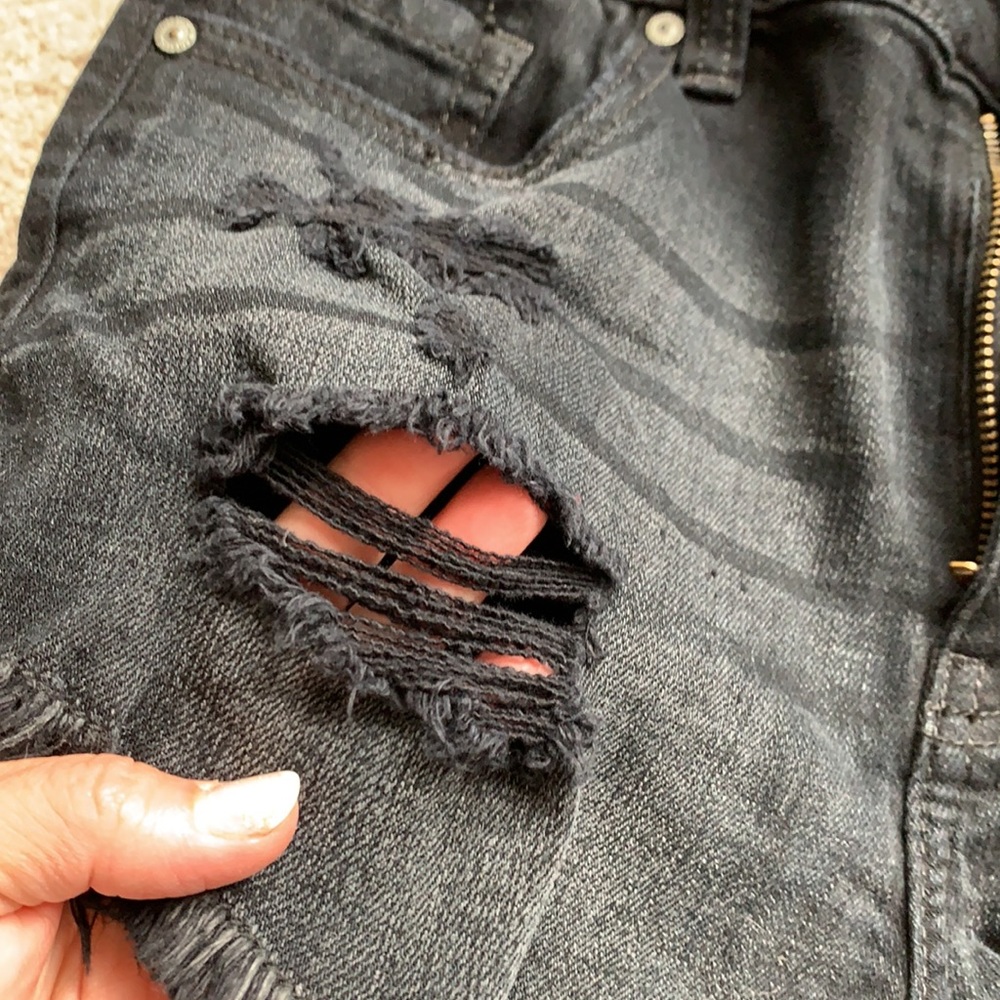 Eunina Lulu High Rise cut off Shortie - Picture 2 of 7